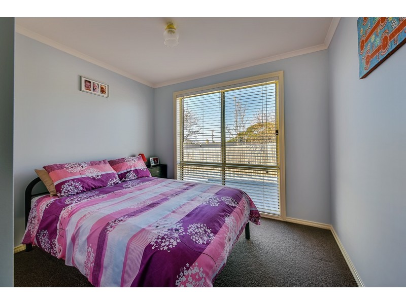 1/4 Broome Street, Lakes Entrance VIC 3909