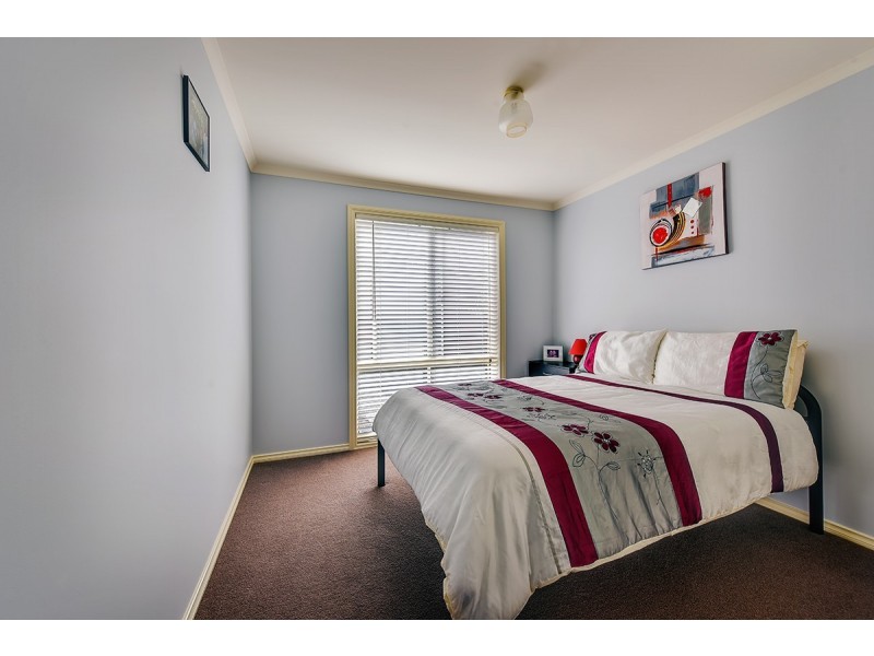 1/4 Broome Street, Lakes Entrance VIC 3909