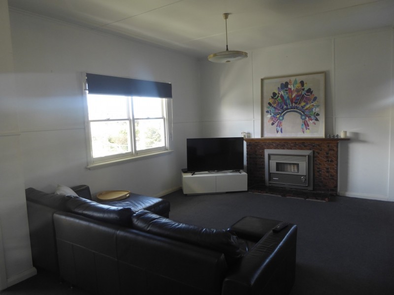 65 Carpenter Street, Lakes Entrance VIC 3909