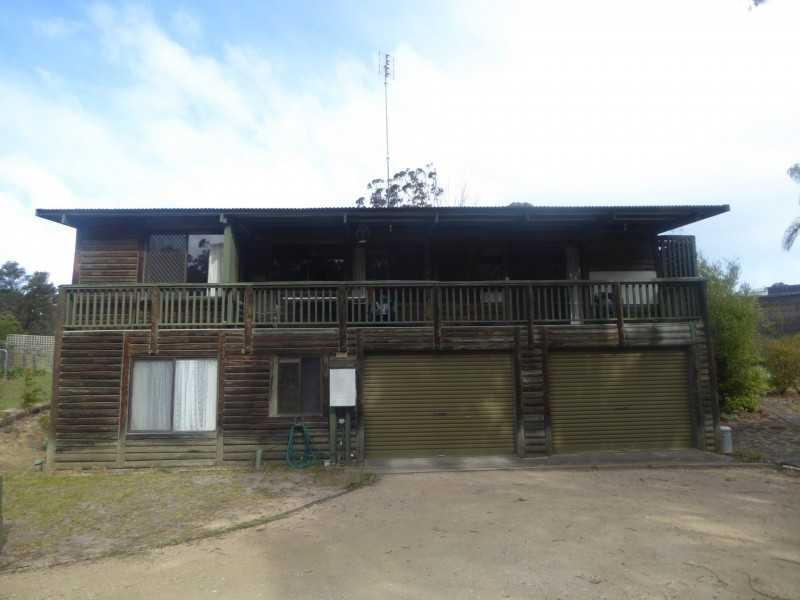 26 Secomb Close, Lakes Entrance VIC 3909