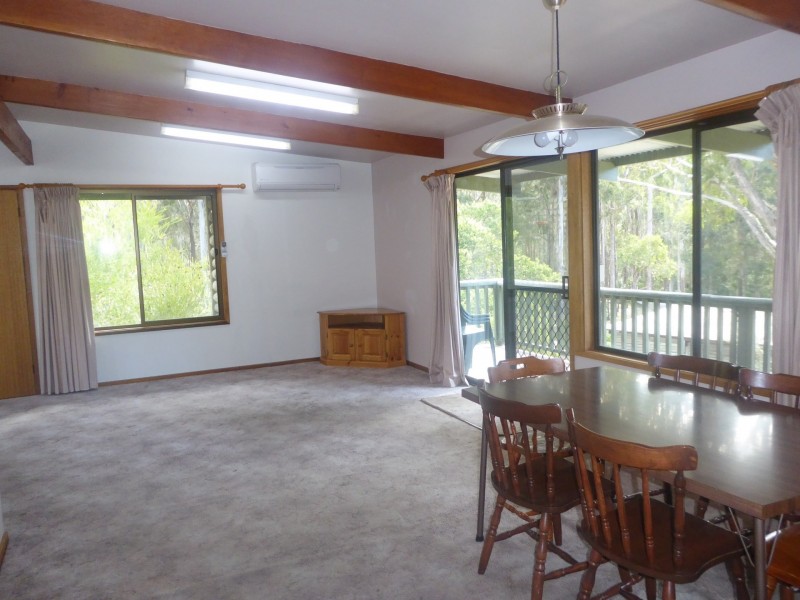 26 Secomb Close, Lakes Entrance VIC 3909