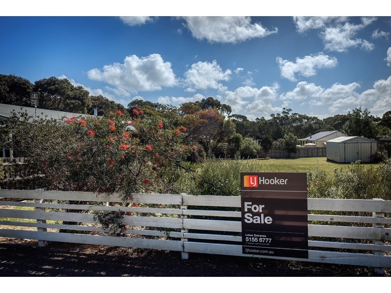 497 Lake Tyers Beach Road, Lake Tyers Beach VIC 3909