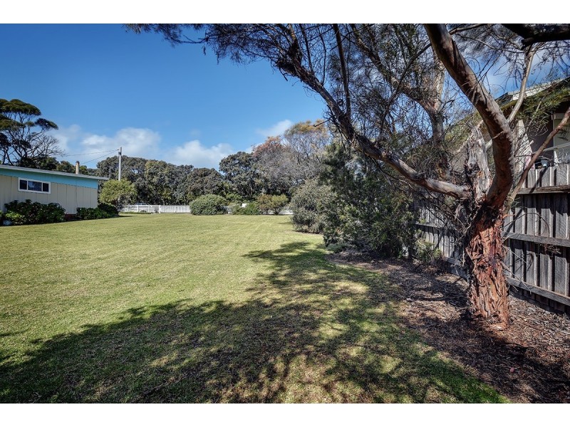 497 Lake Tyers Beach Road, Lake Tyers Beach VIC 3909