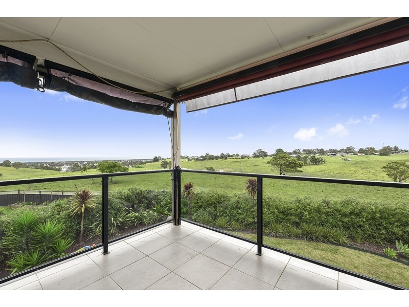 47 Country Club Drive, Lakes Entrance VIC 3909