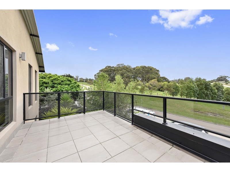 47 Country Club Drive, Lakes Entrance VIC 3909
