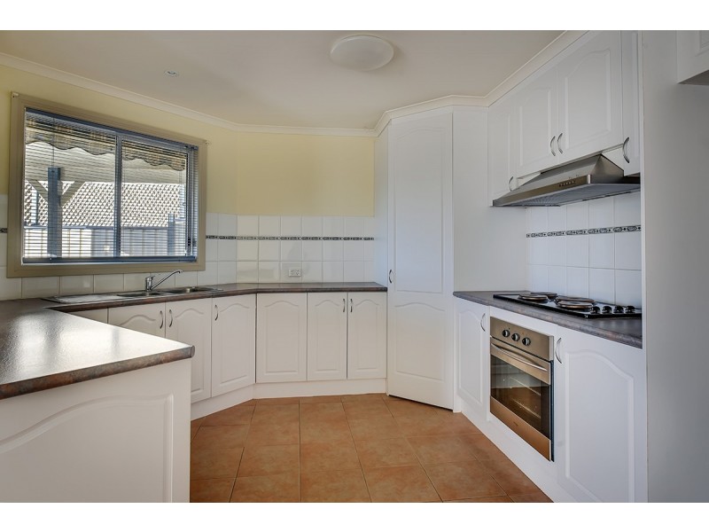 1/1 Worcester Road, Lakes Entrance VIC 3909