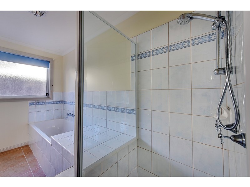 1/1 Worcester Road, Lakes Entrance VIC 3909