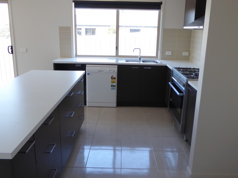 107 Gold Ring Road, Lakes Entrance VIC 3909