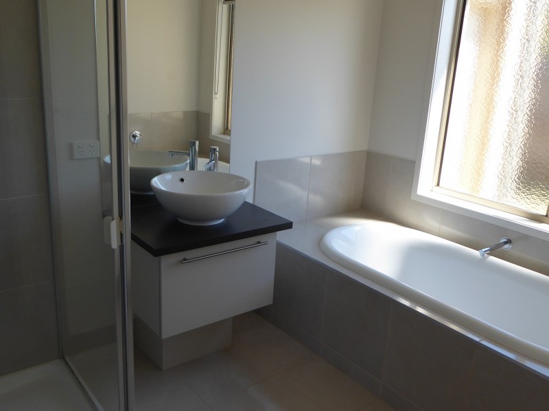 107 Gold Ring Road, Lakes Entrance VIC 3909