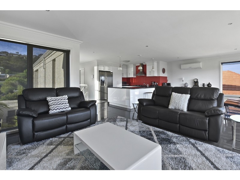 1/122 Golf Links Road, Lakes Entrance VIC 3909