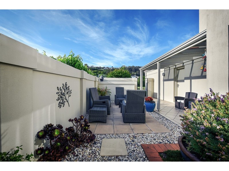 1/122 Golf Links Road, Lakes Entrance VIC 3909