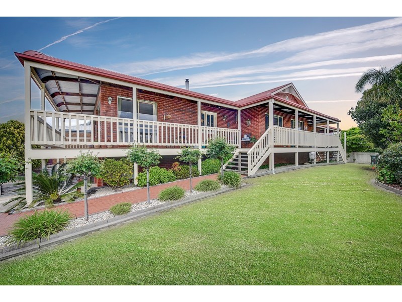 52 Stirling Drive, Lakes Entrance VIC 3909