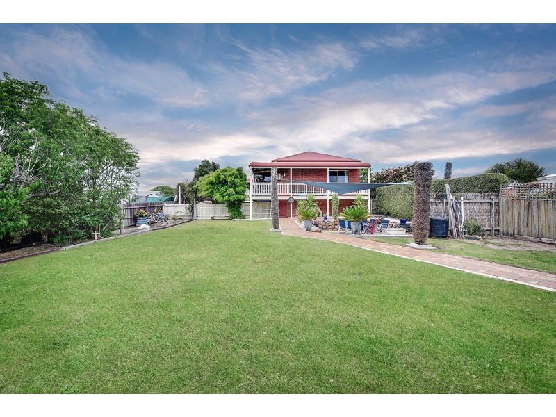 52 Stirling Drive, Lakes Entrance VIC 3909