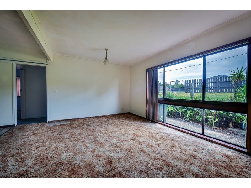 49 Hazel Road, Kalimna VIC 3909