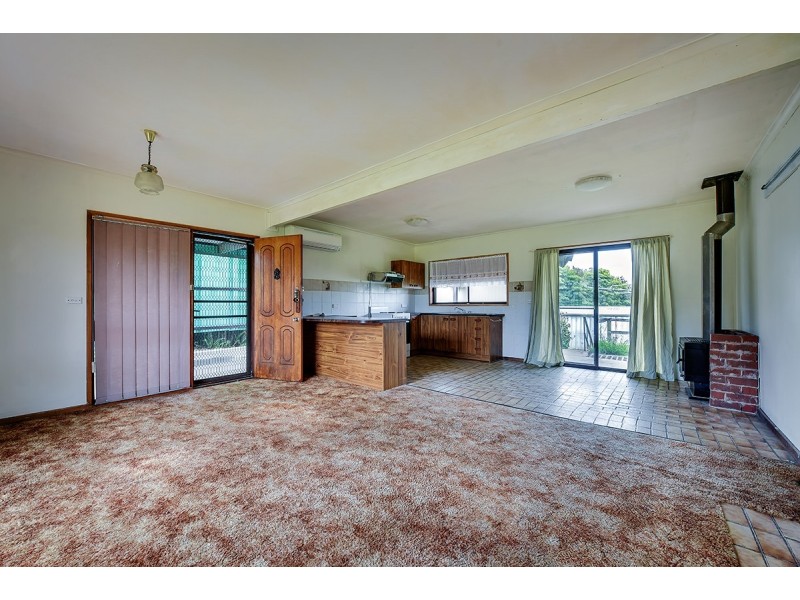 49 Hazel Road, Kalimna VIC 3909