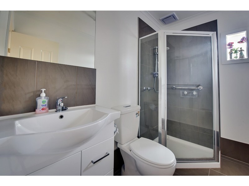 49 Hazel Road, Kalimna VIC 3909