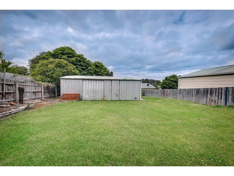 49 Hazel Road, Kalimna VIC 3909