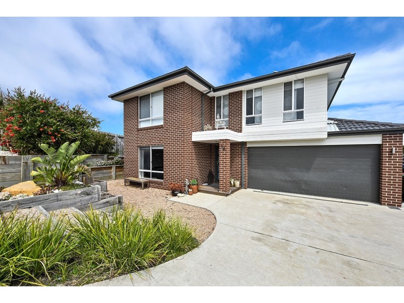 34 Norman Court, Lakes Entrance VIC 3909