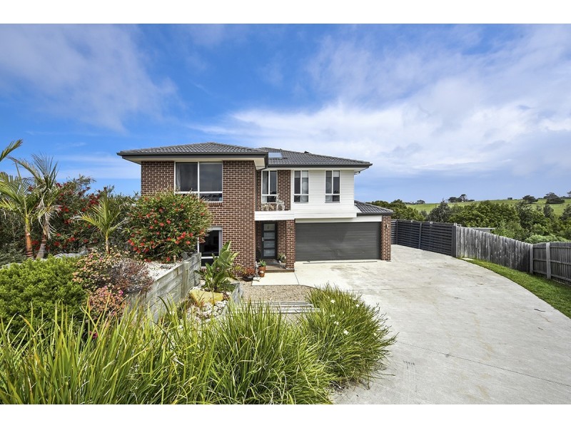 34 Norman Court, Lakes Entrance VIC 3909