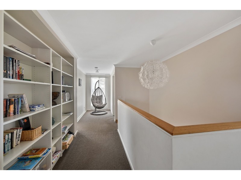 34 Norman Court, Lakes Entrance VIC 3909