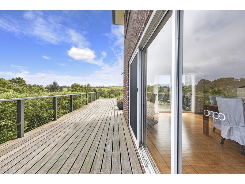 34 Norman Court, Lakes Entrance VIC 3909