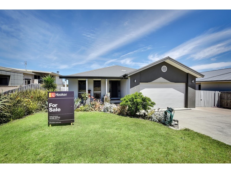 7 Tower Hill Court, Kalimna VIC 3909