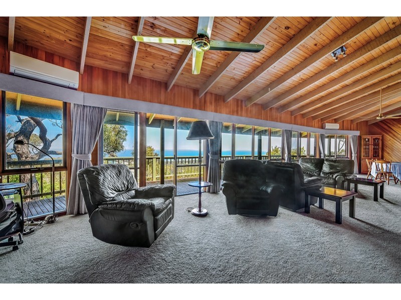 84 Gold Ring Road, Lakes Entrance VIC 3909