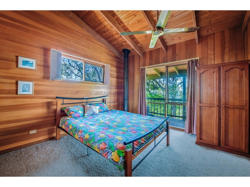 84 Gold Ring Road, Lakes Entrance VIC 3909