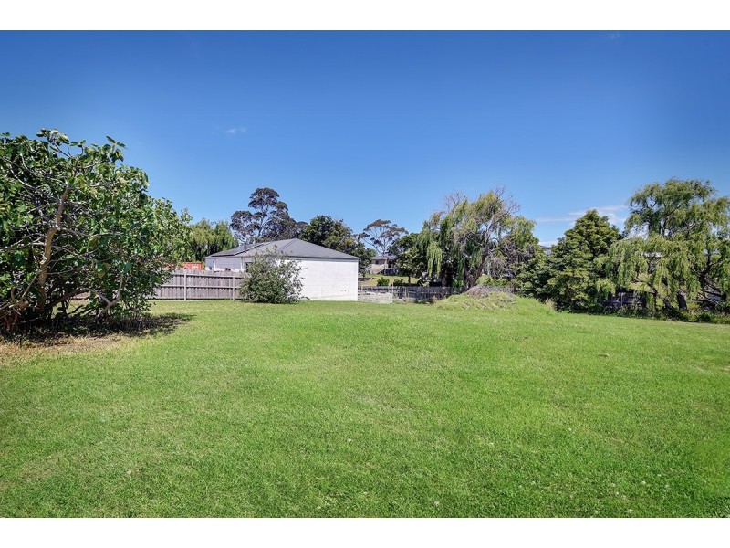 26 Laughtons Road, Kalimna VIC 3909