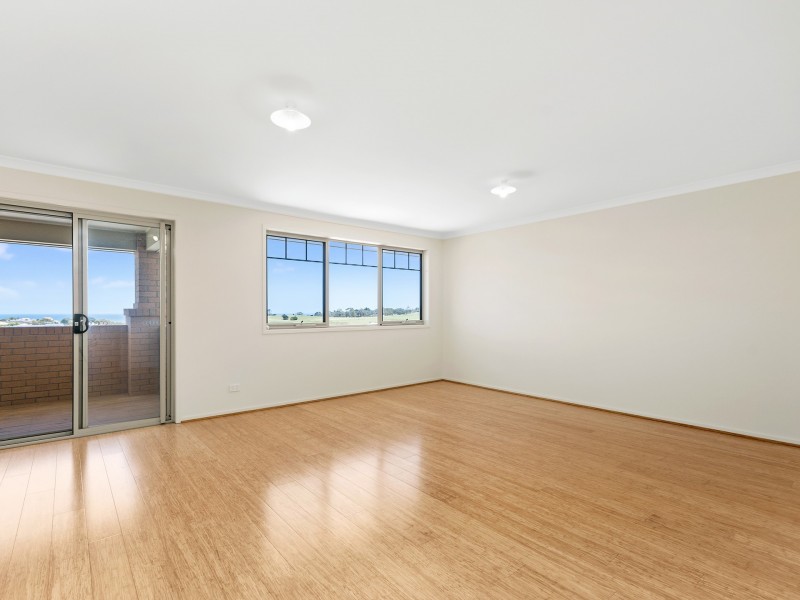 8 Lawson Drive, Lakes Entrance VIC 3909