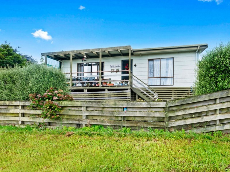 4 Albatross Road, Kalimna VIC 3909