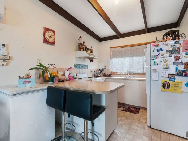 4 Albatross Road, Kalimna VIC 3909