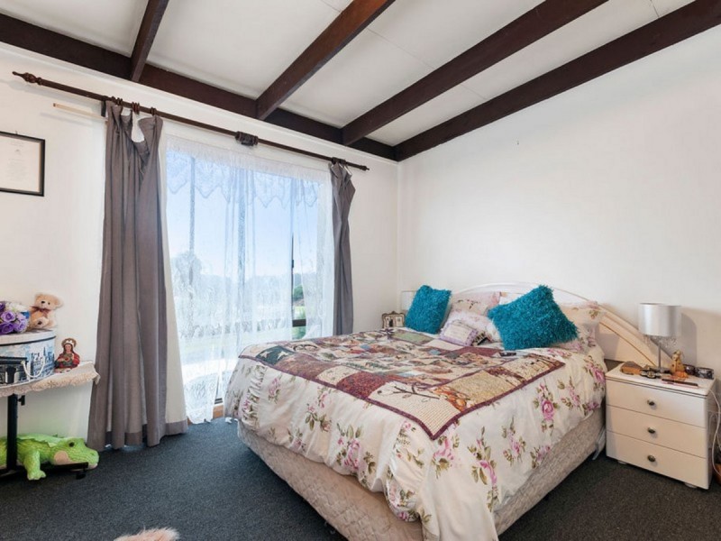 4 Albatross Road, Kalimna VIC 3909