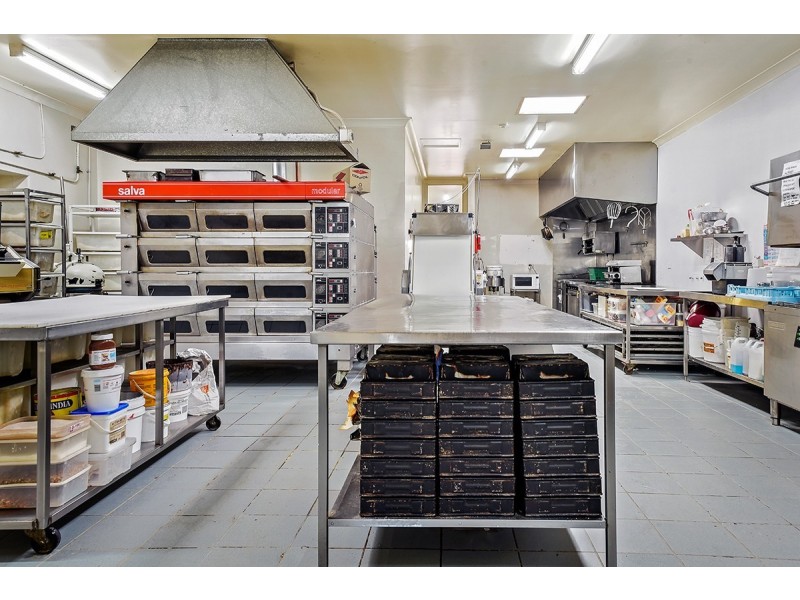 307 Esplanade, Lakes Entrance VIC 3909