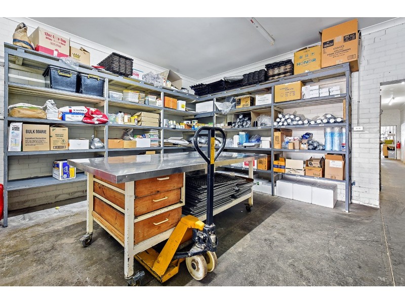 307 Esplanade, Lakes Entrance VIC 3909