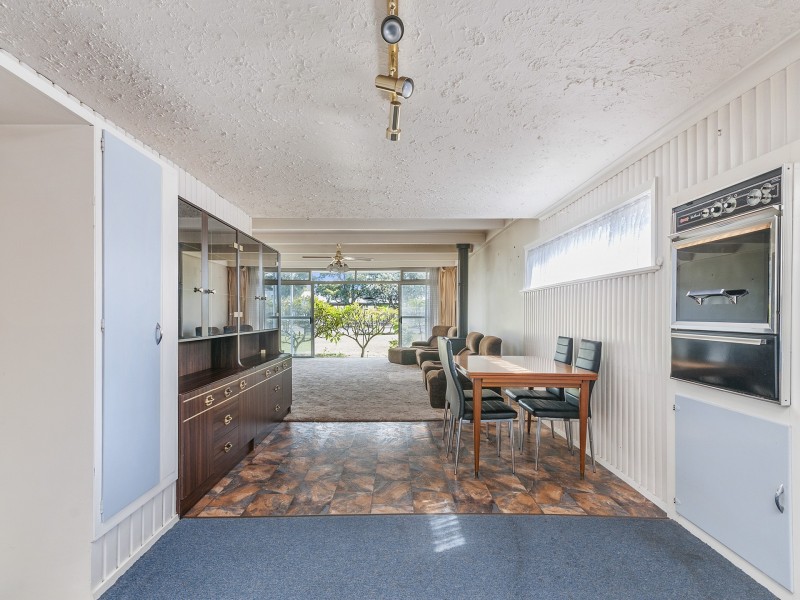 16 Lambert Street, Lakes Entrance VIC 3909