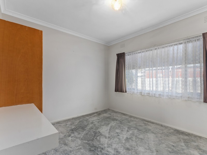 16 Lambert Street, Lakes Entrance VIC 3909