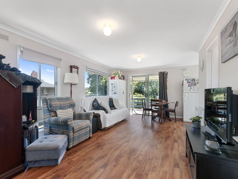 24 Point Road, Kalimna VIC 3909