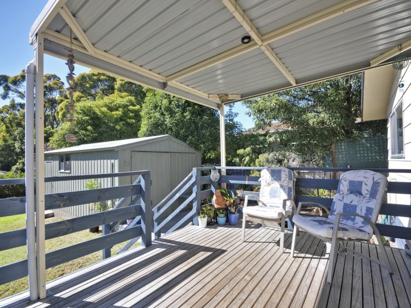 24 Point Road, Kalimna VIC 3909