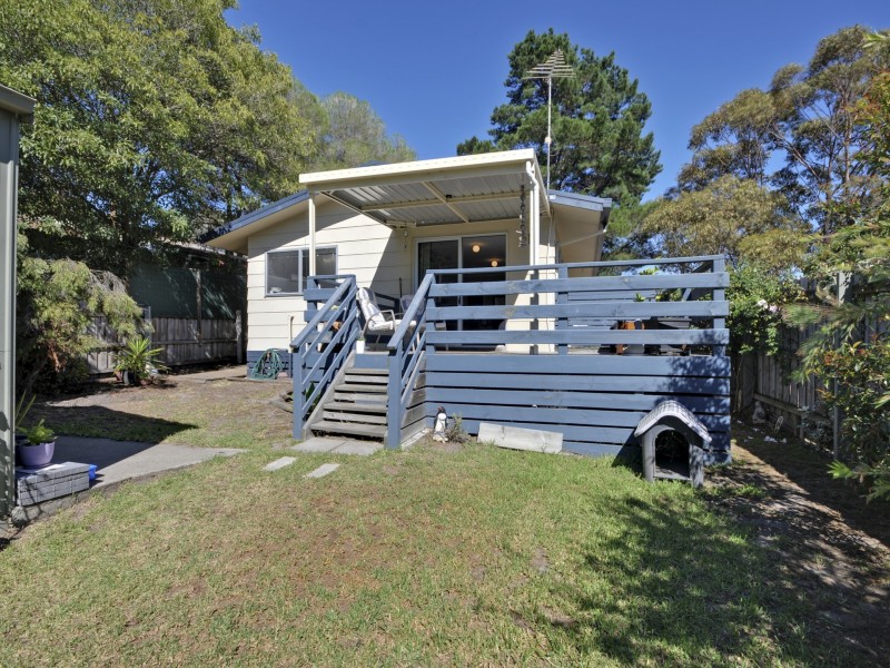 24 Point Road, Kalimna VIC 3909