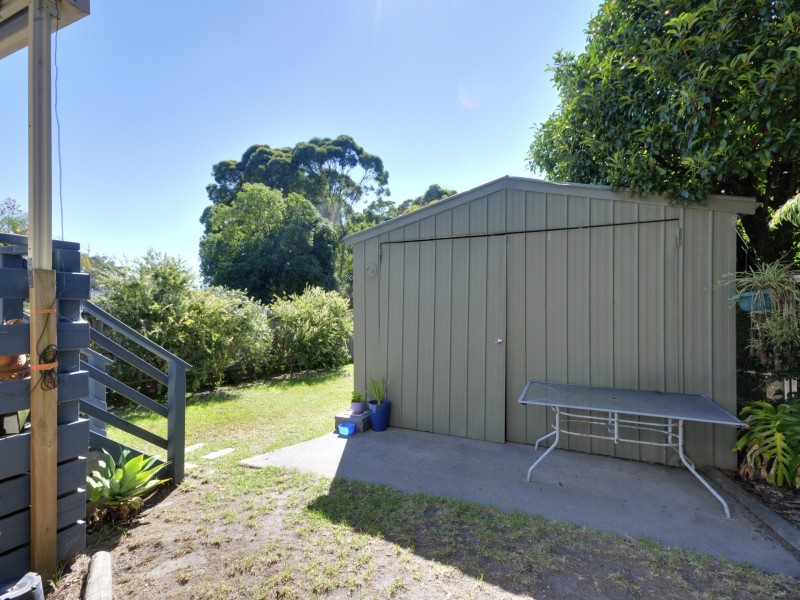 24 Point Road, Kalimna VIC 3909