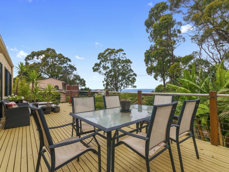 8 Sandbar Drive, Lakes Entrance VIC 3909