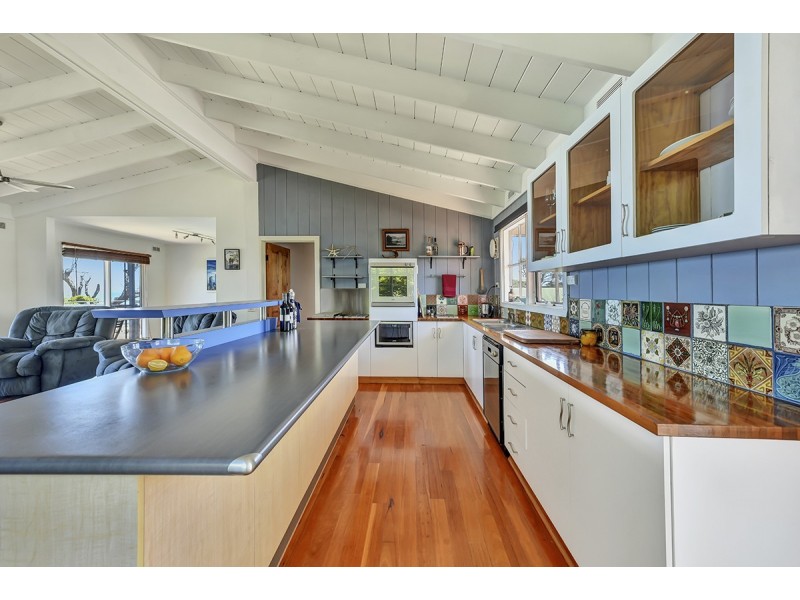 6 View St, Lake Tyers Beach VIC 3909