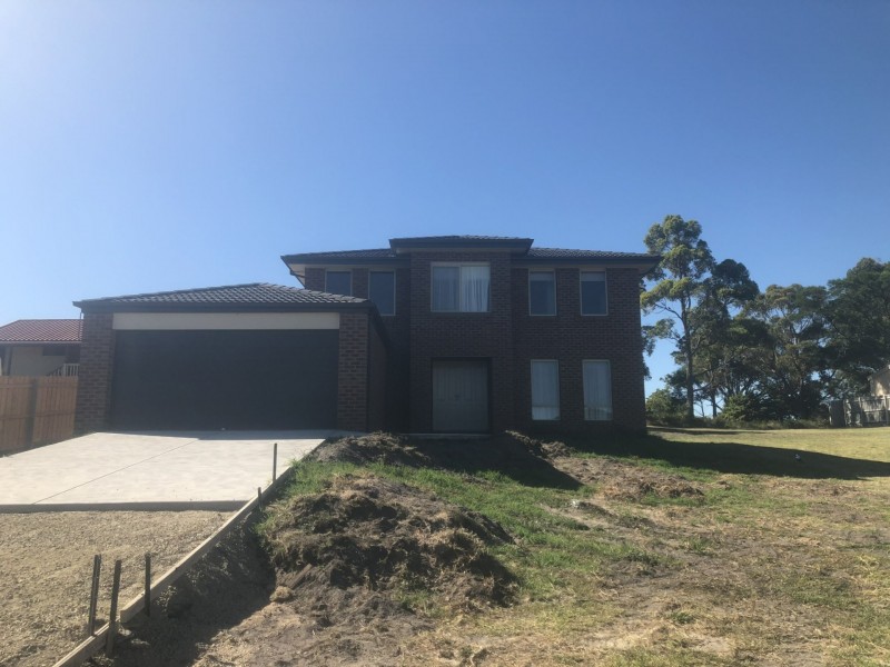 48 Capes Road, Lakes Entrance VIC 3909