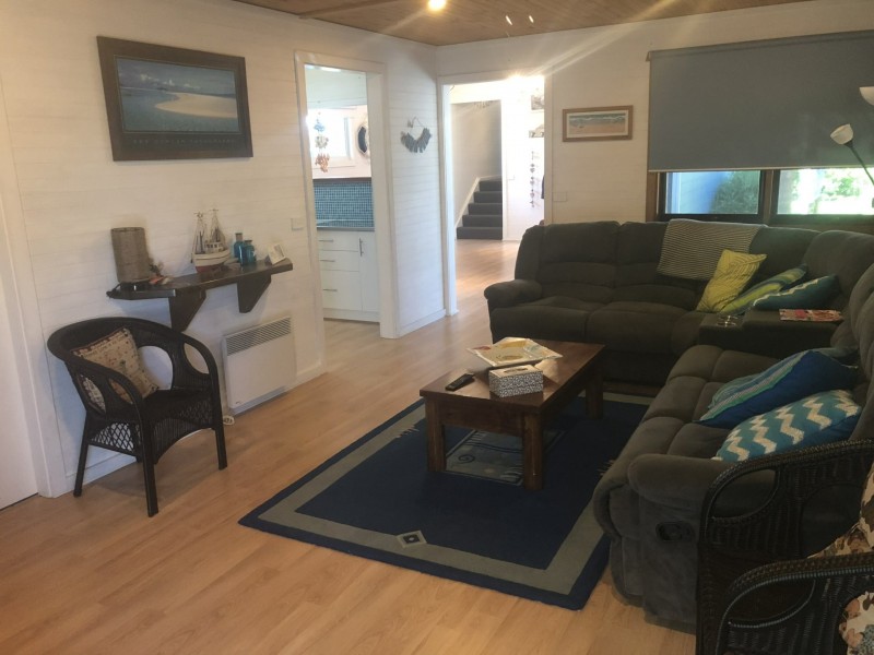 3 Merrangbaur Street, Lakes Entrance VIC 3909