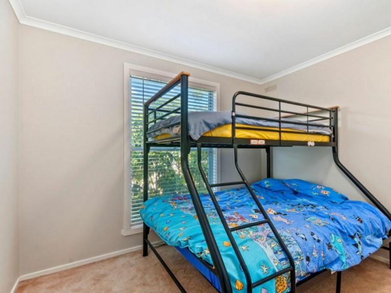 53 Ocean View Parade, Lakes Entrance VIC 3909