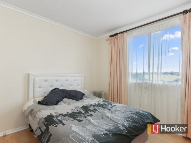 13 Lyrebird Court, Lakes Entrance VIC 3909