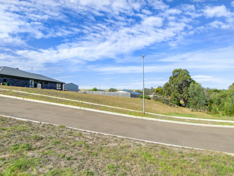 30 Campbell Grove, Lake Bunga VIC 3909