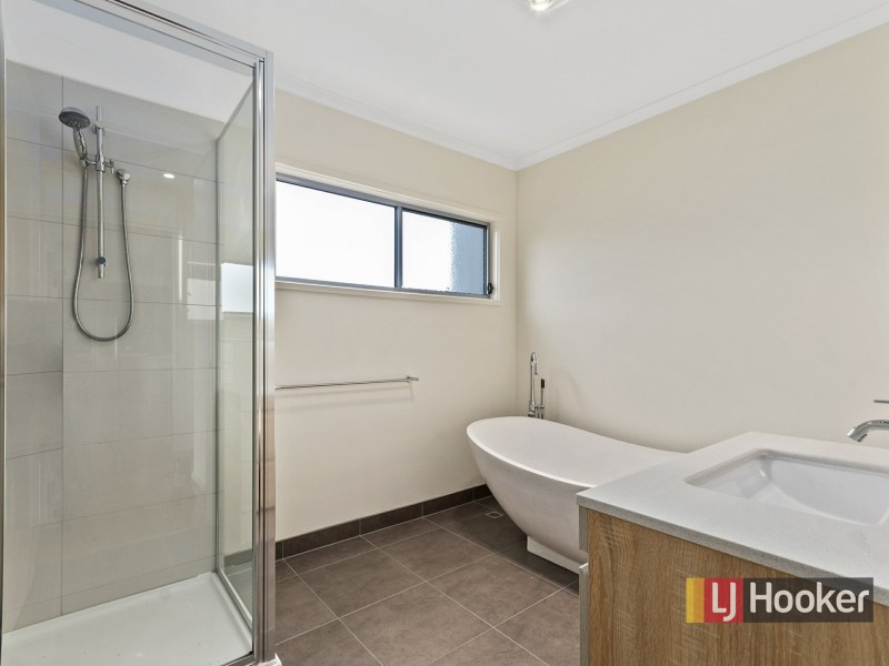 28 Outlook Drive, Lake Tyers Beach VIC 3909