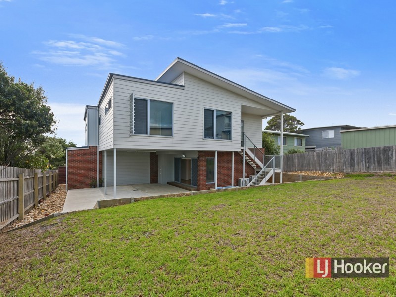28 Outlook Drive, Lake Tyers Beach VIC 3909